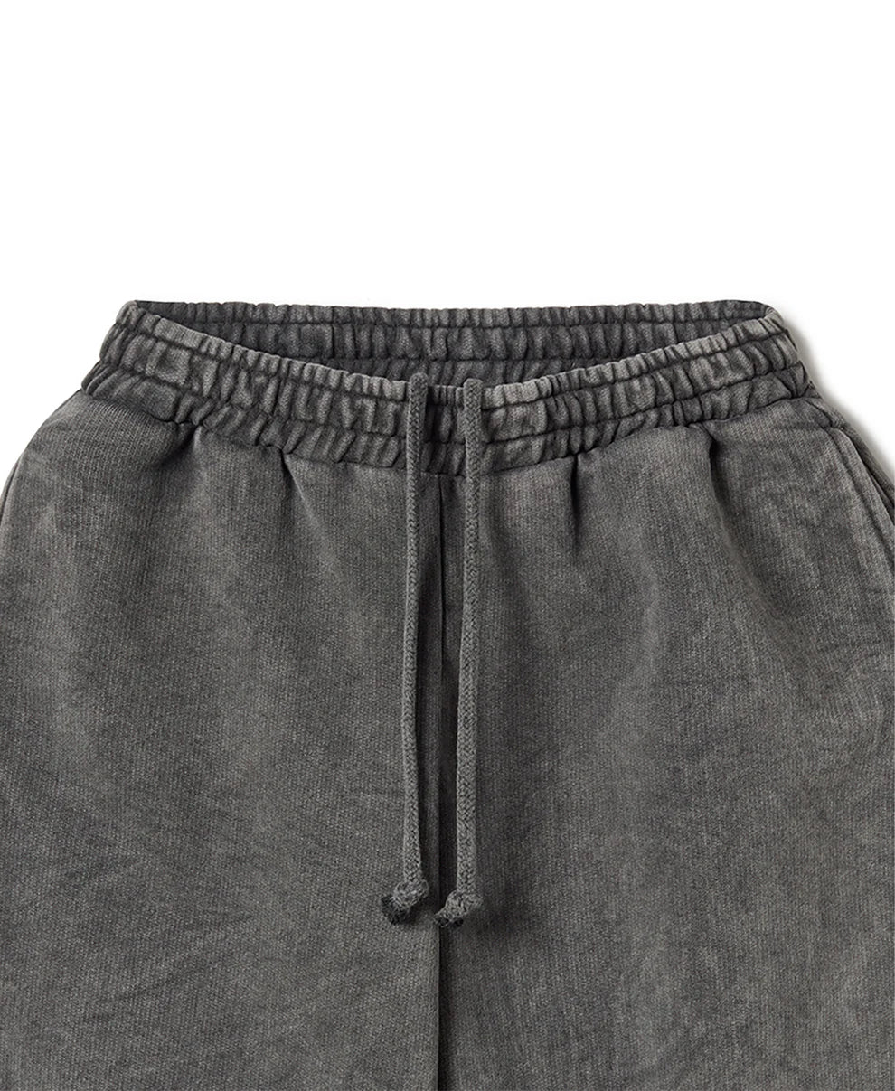 600 GSM 'Vintage Black' Straight-leg Pants